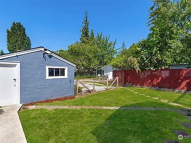 2 beds 1 bath House photo'