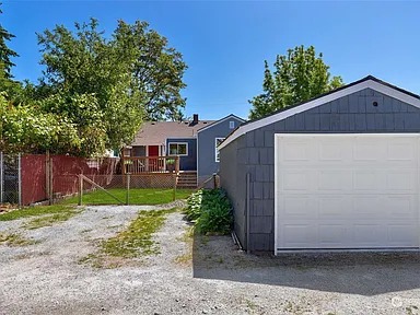 2 beds 1 bath House photo'