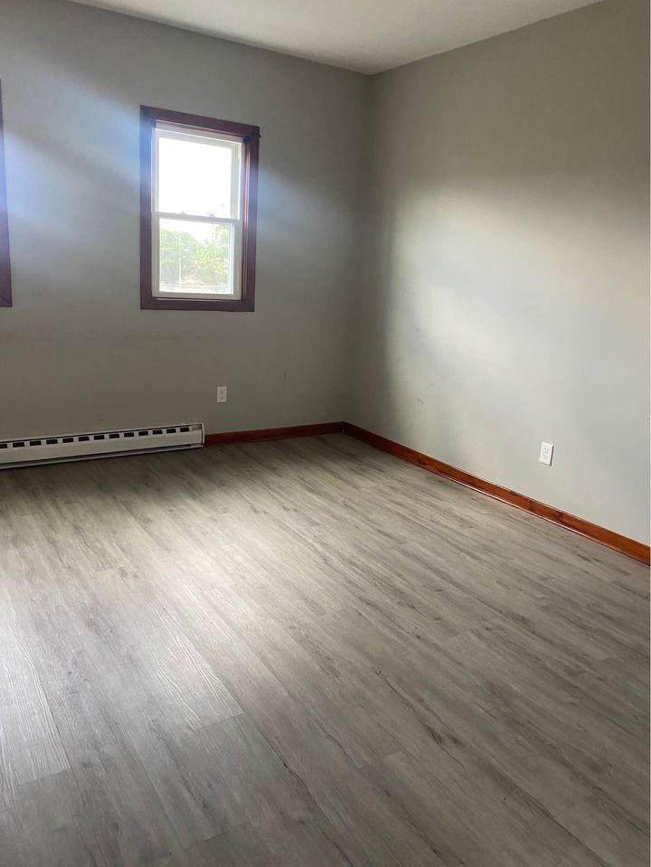 3 Beds 1 Bath - Apartment photo'