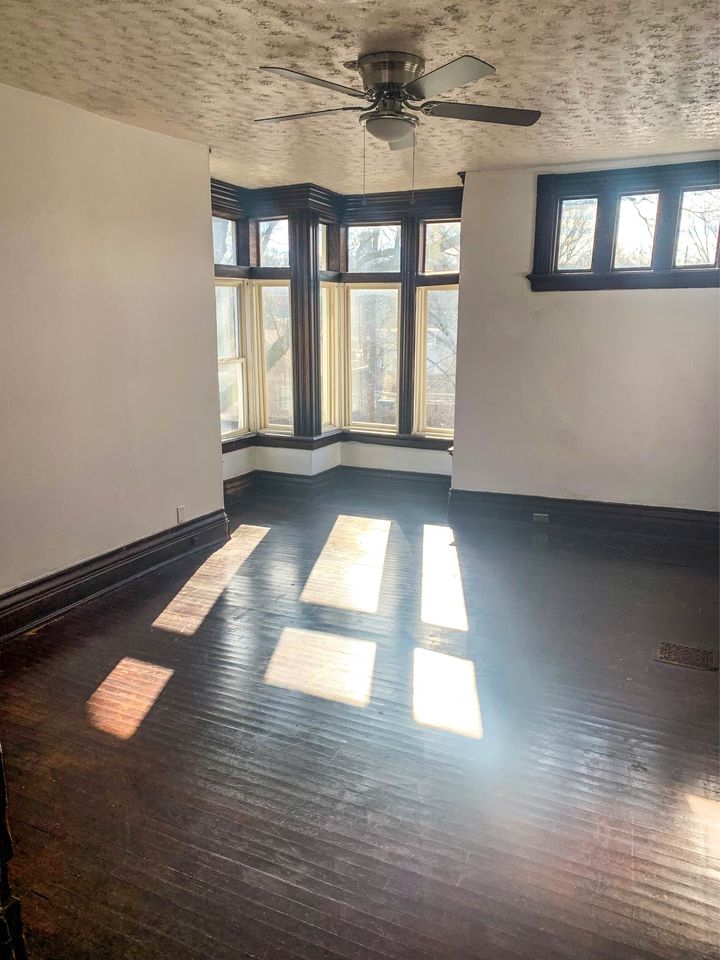 3 Beds 1 Bath - Apartment photo'