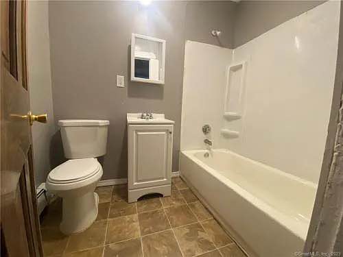 3 Beds 1 Bath - Apartment photo'