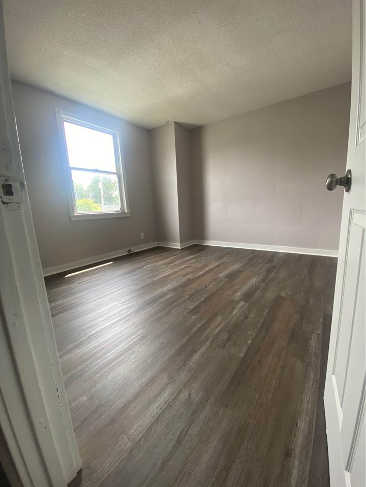 3 Beds 1 Bath - Apartment photo'