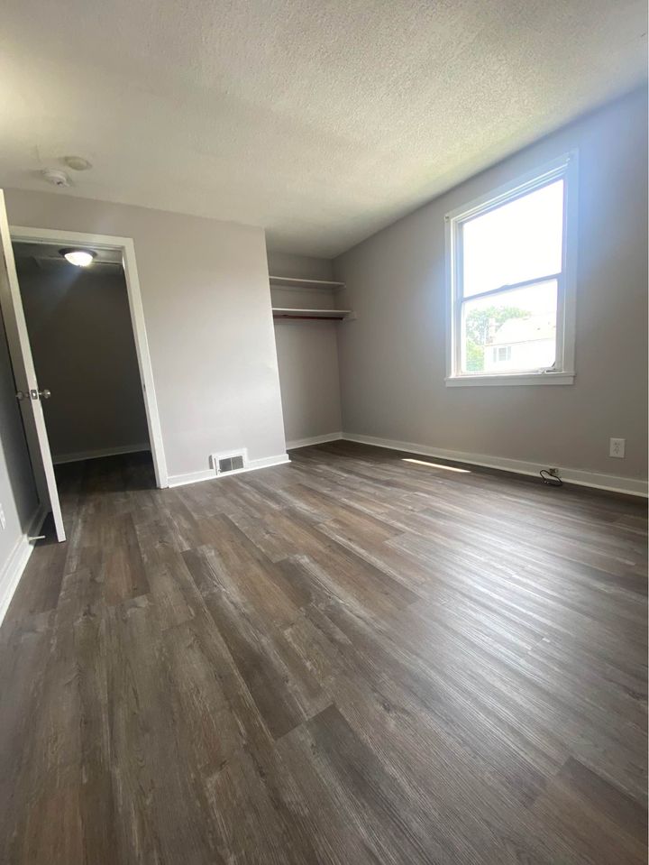 3 Beds 1 Bath - Apartment photo'