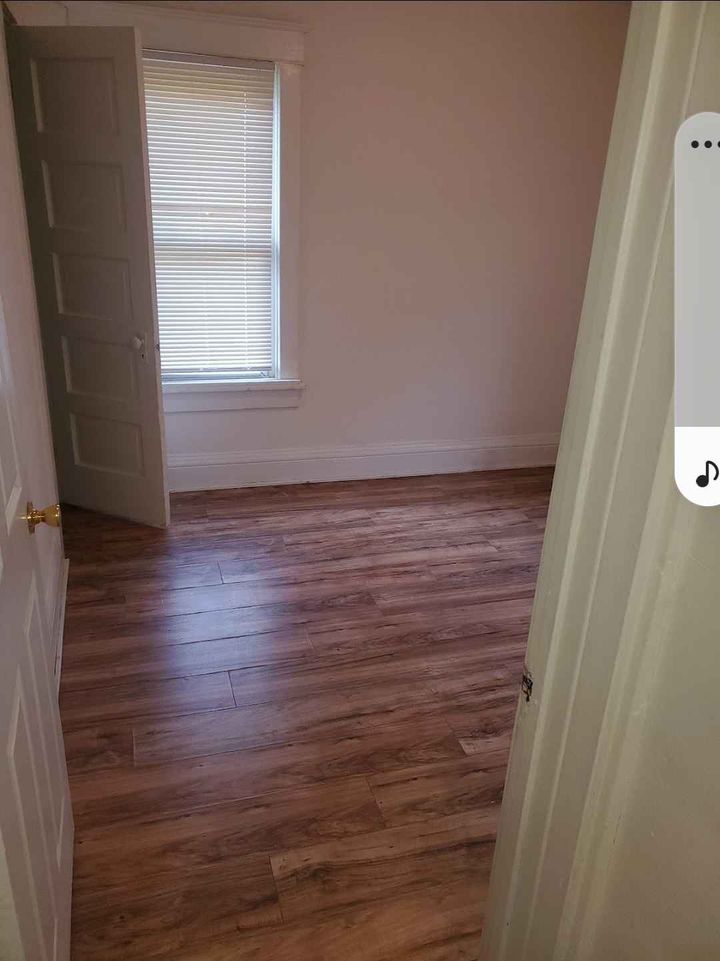 3 Beds 1 Bath - House photo'