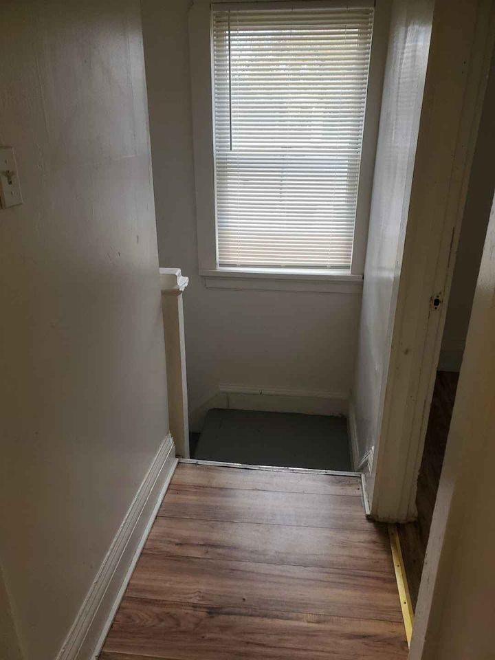 3 Beds 1 Bath - House photo'