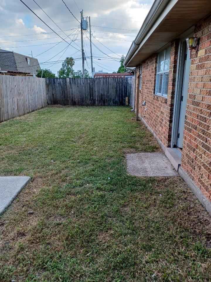 3 Beds 1 Bath - House photo'