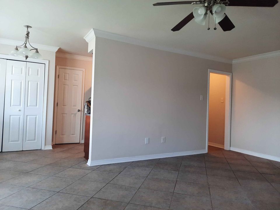 3 Beds 1 Bath - House photo'