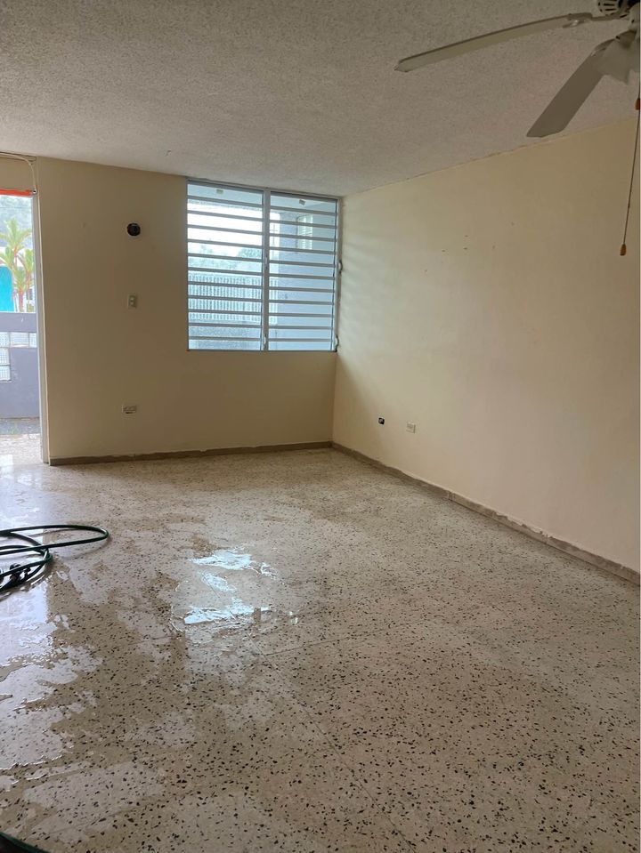 3 Beds 1 Bath - House photo'