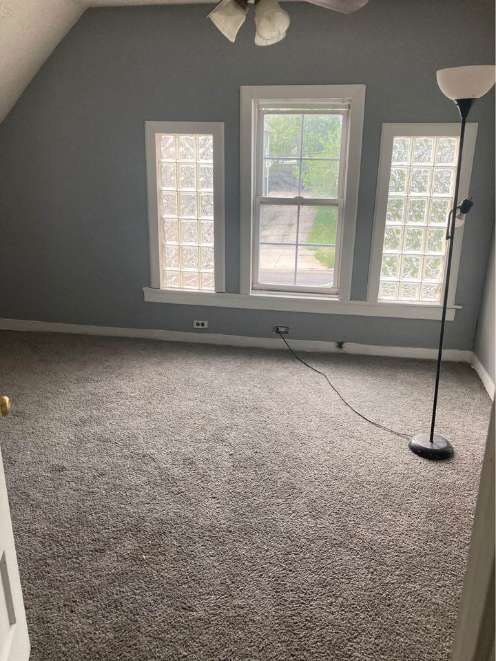 3 Beds 1 Bath - House photo'