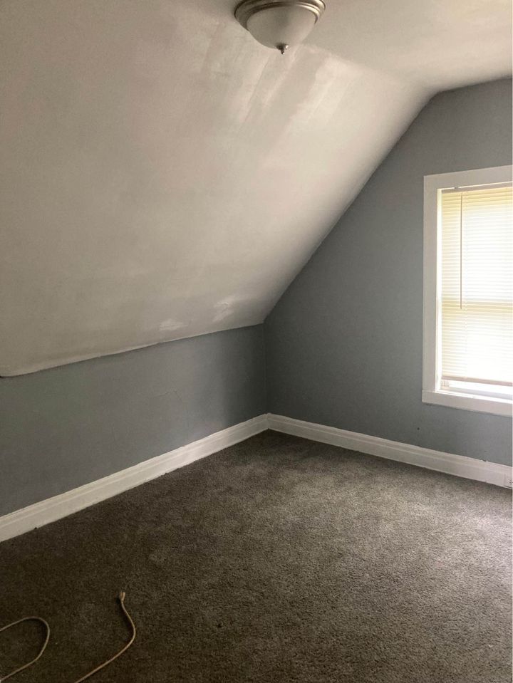 3 Beds 1 Bath - House photo'