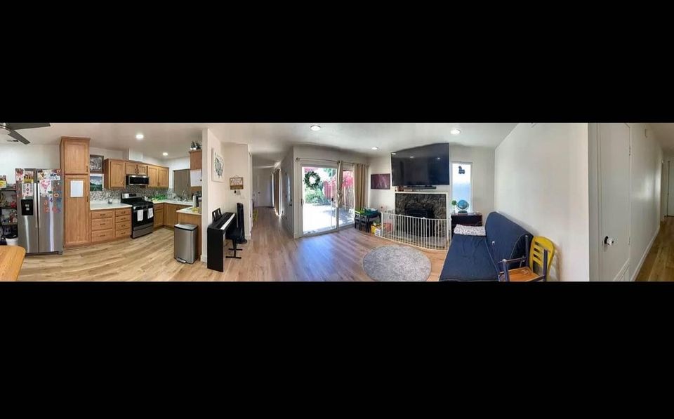 3 Beds 2 Baths - Townhouse - 8