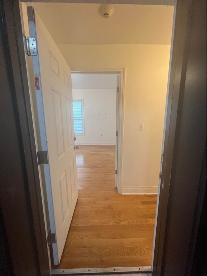 4 Beds 1 Bath - Apartment photo'