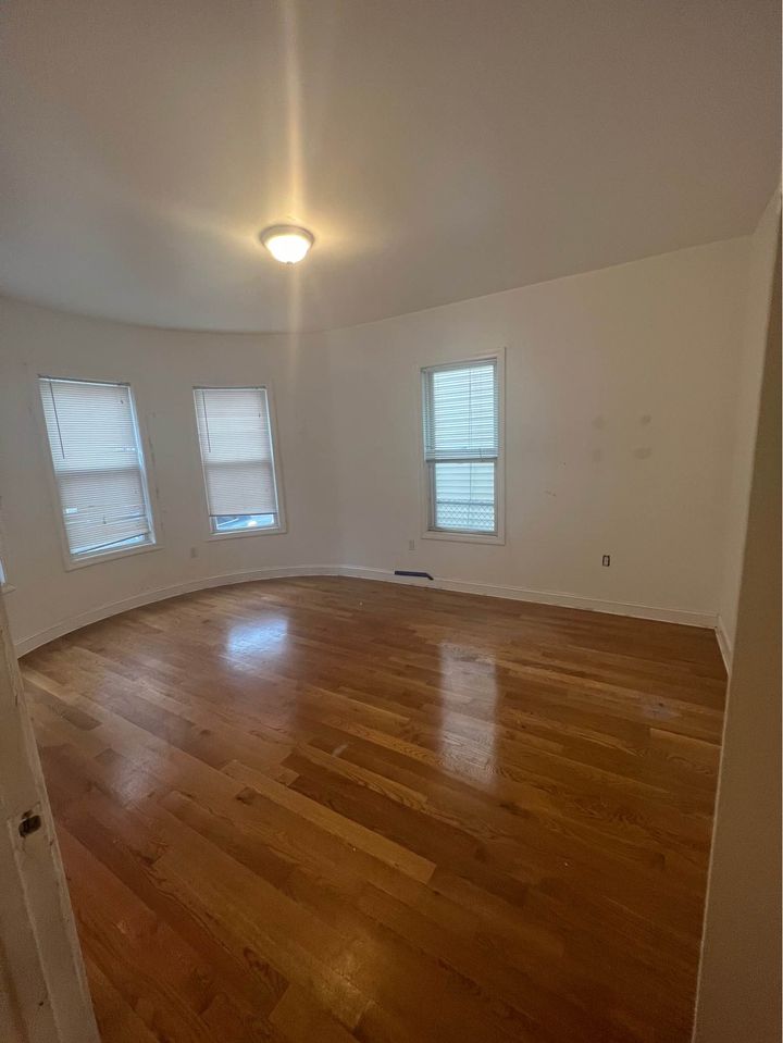 4 Beds 1 Bath - Apartment photo'