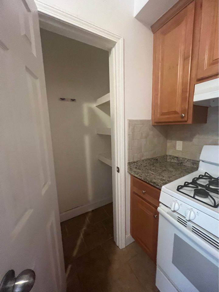 4 Beds 1 Bath - Apartment photo'