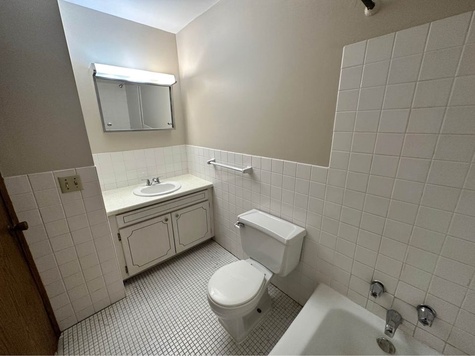 1 Bed 1 Bath - Apartment photo'