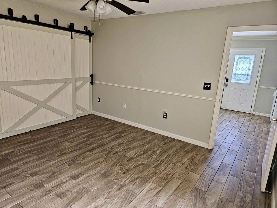 1 Bed 1 Bath - Townhouse photo'