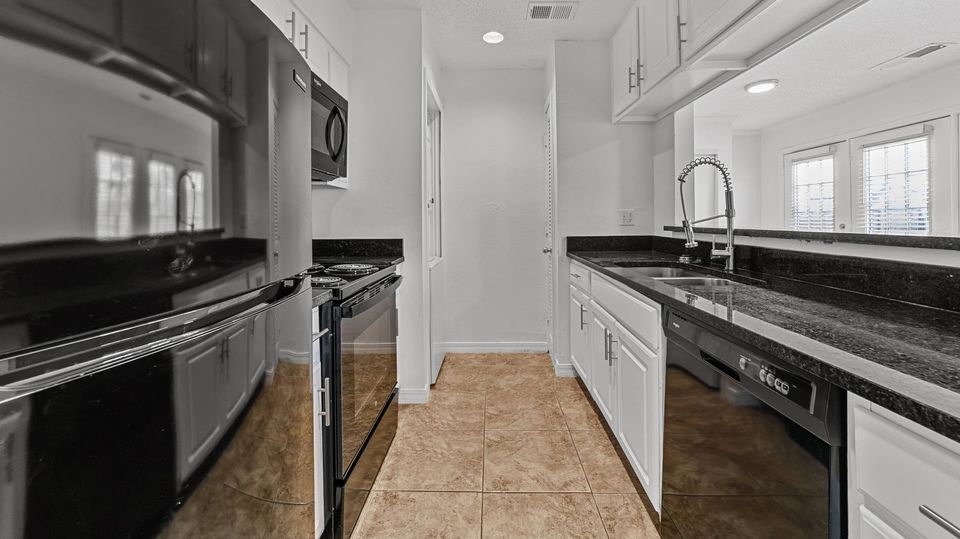 1 Bed 1 Bath Townhouse photo'