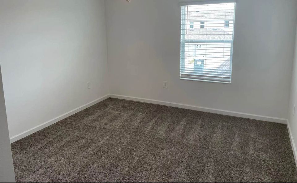 1 Bed 1 Bath - Townhouse photo'