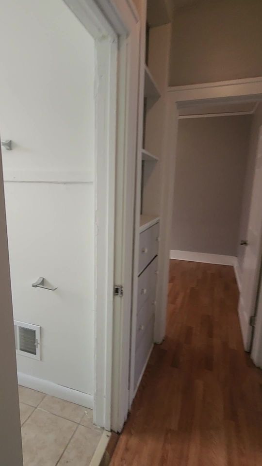 2 Beds 1 Bath - Apartment