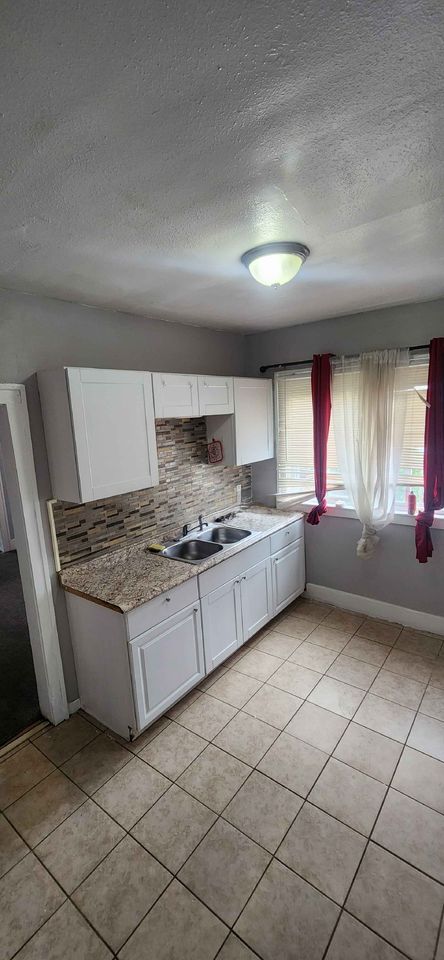 2 Beds 1 Bath - Apartment photo'