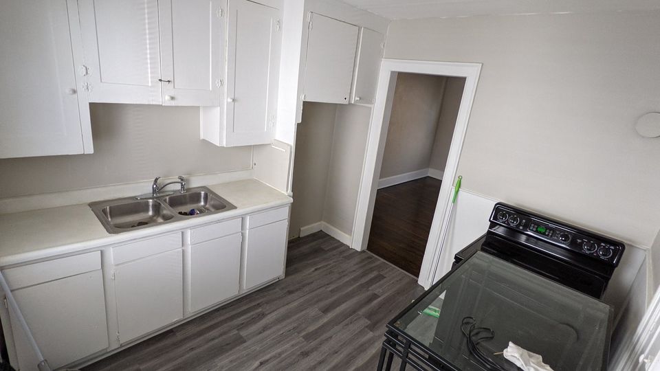 2 Beds 1 Bath Apartment photo'