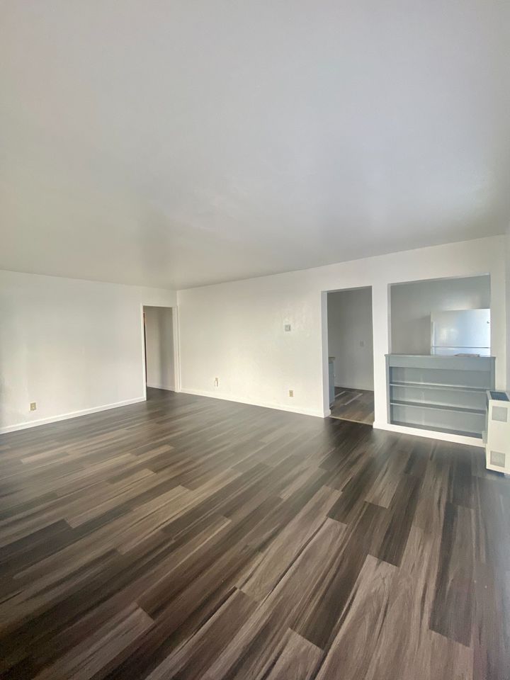 2 Beds 1 Bath Apartment photo'