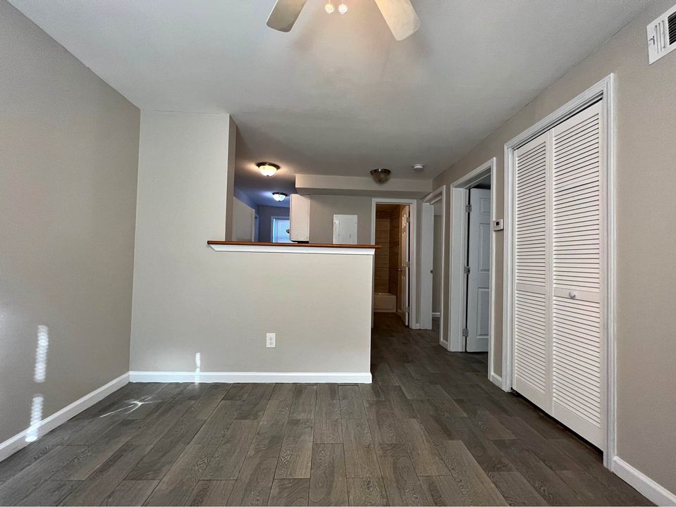 2 Beds 1 Bath - Apartment