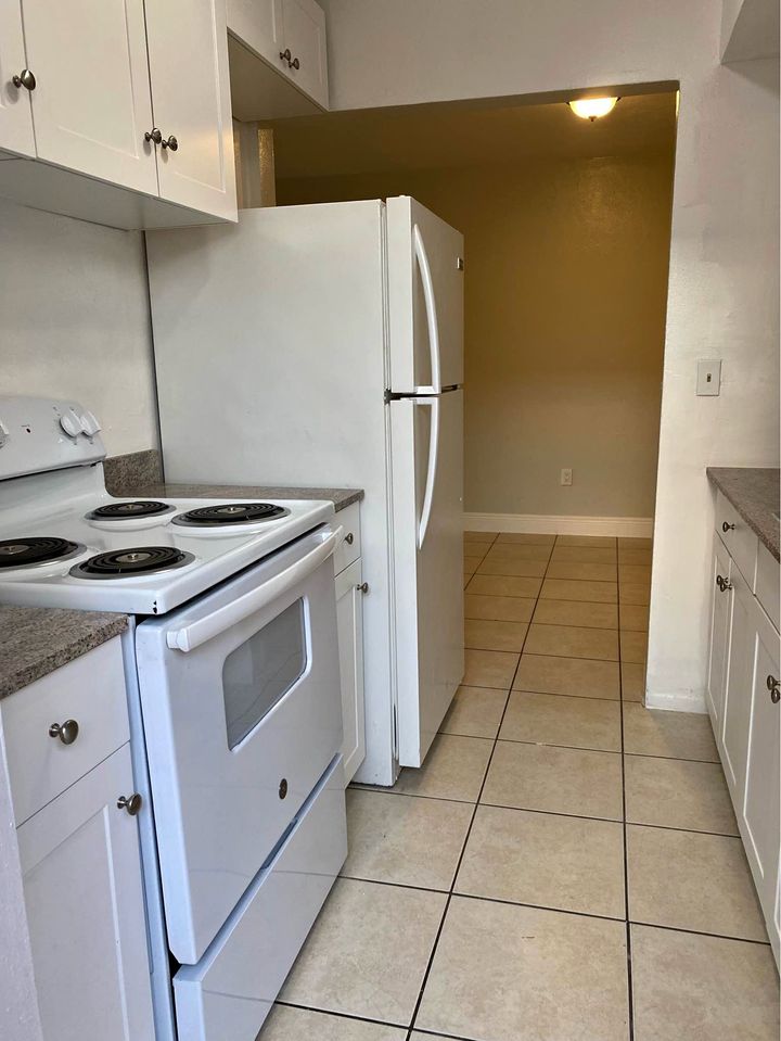 2 Beds 1 Bath - Apartment