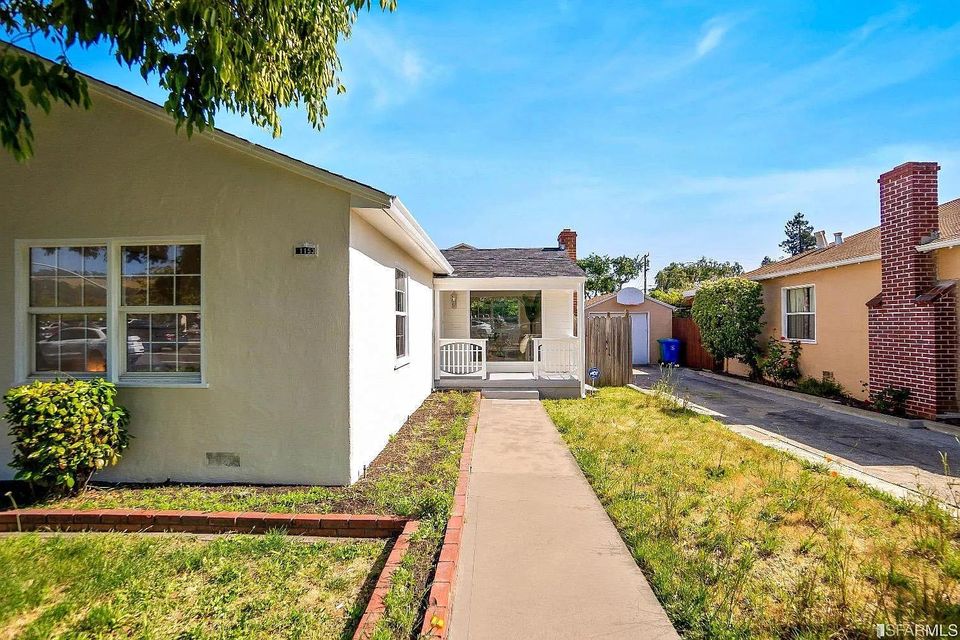 2 Beds 1 Bath House photo'