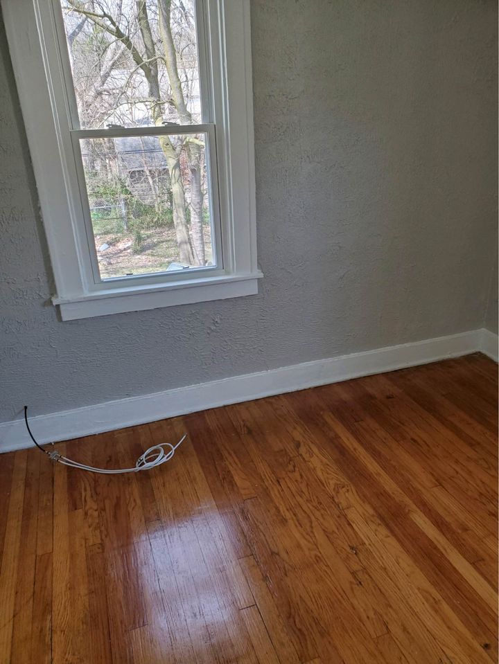 2 Beds 1 Bath - House photo'