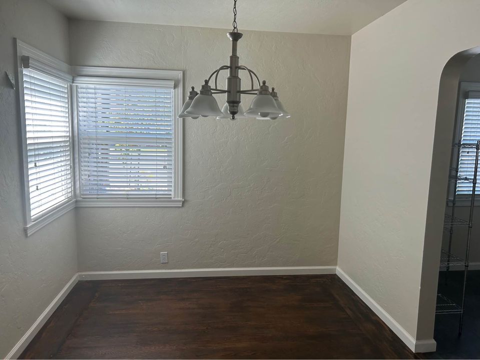 2 Beds 1 Bath - House photo'