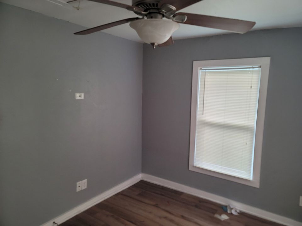 2 Beds 1 Bath House photo'