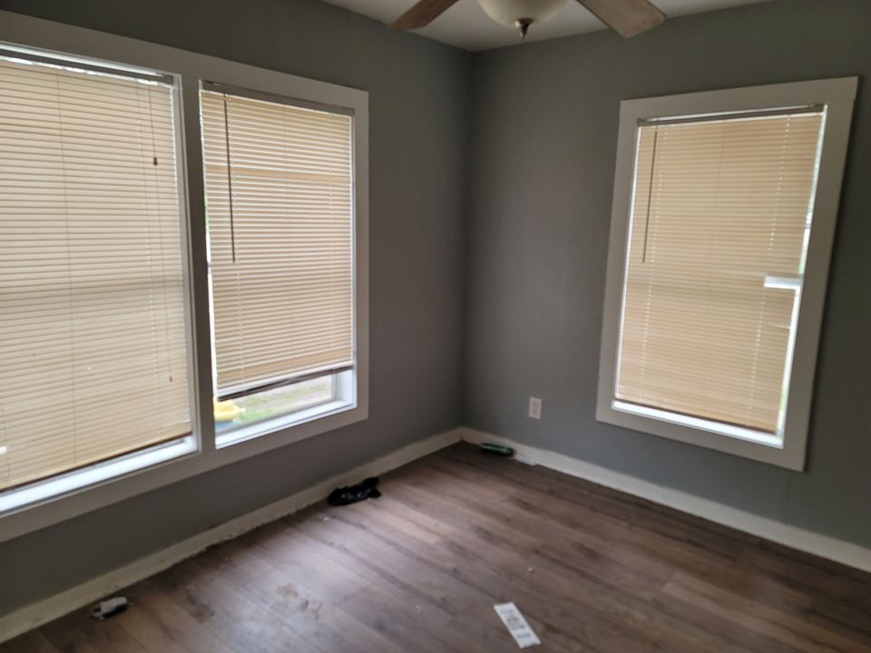 2 Beds 1 Bath House photo'