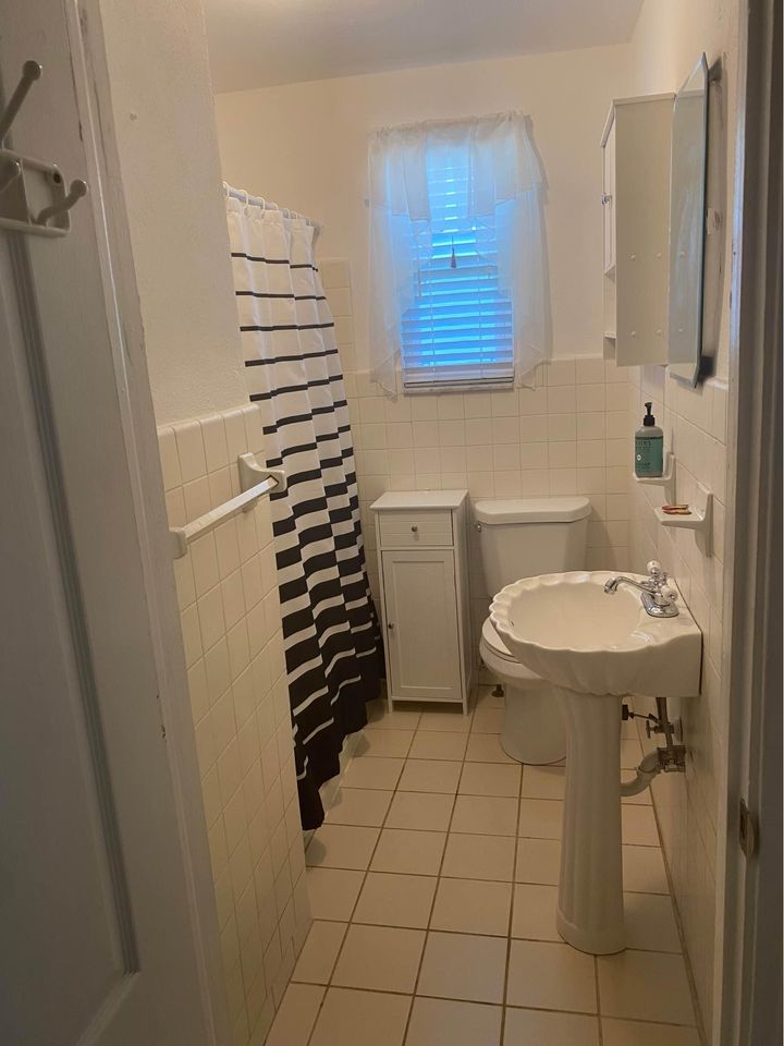 2 Beds 1 Bath House photo'