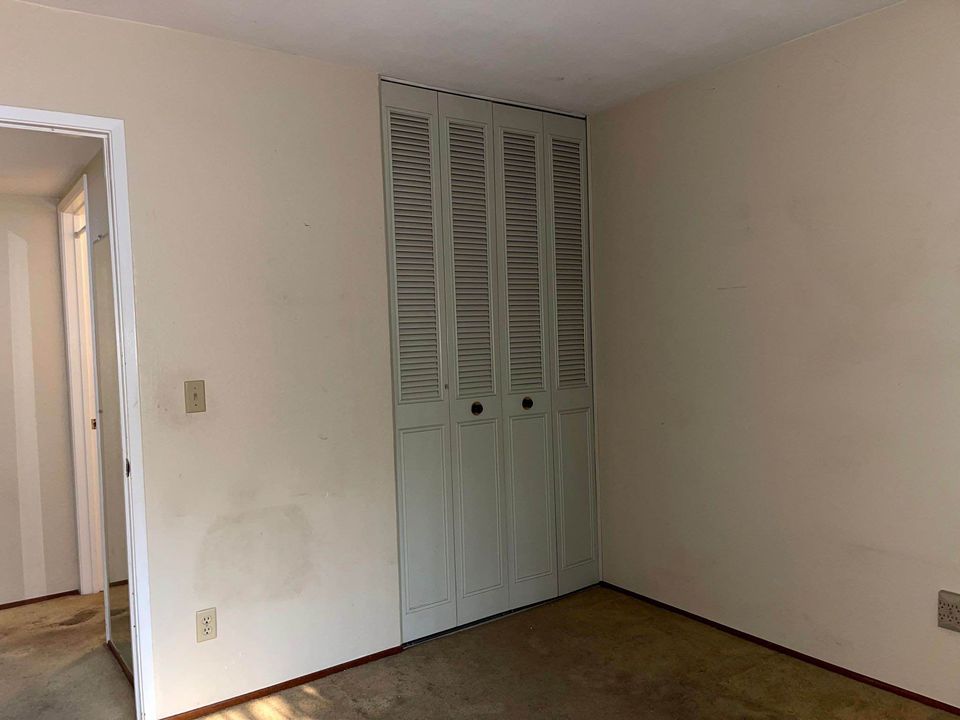 2 Beds 1 Bath - Townhouse photo'