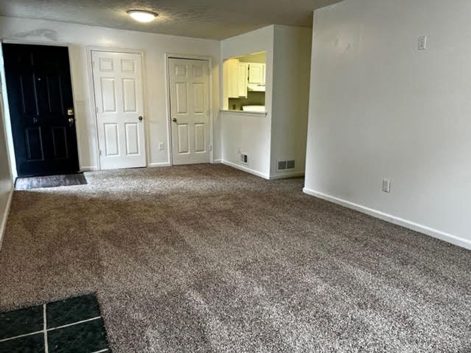 2 Beds 2 Baths Apartment