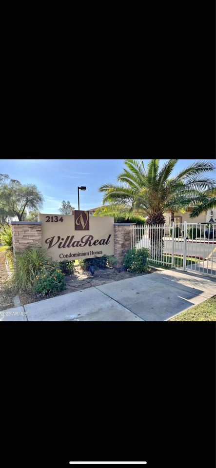 2 Beds 2 Baths - Townhouse