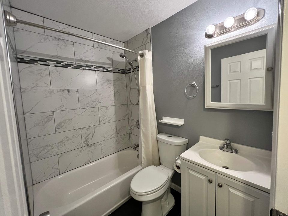 3 Bed 2 Bath House for Rent in Richmond/El Cerrito photo'