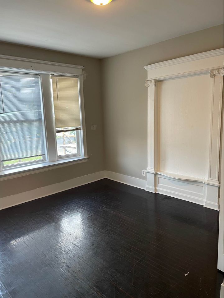 3 Beds 1 Bath - Apartment photo'