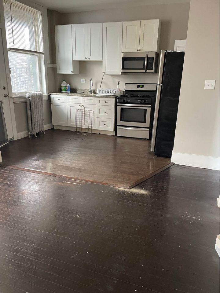 3 Beds 1 Bath - Apartment photo'