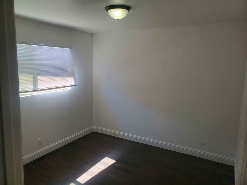 3 Beds 1 Bath - Apartment photo'