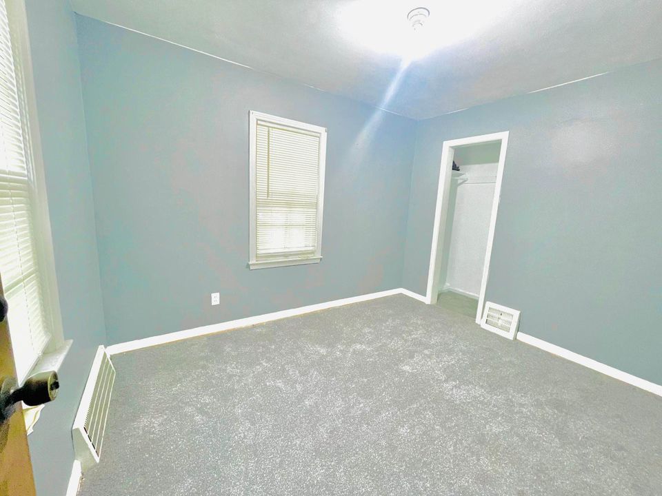 3 Beds 1 Bath - House photo'