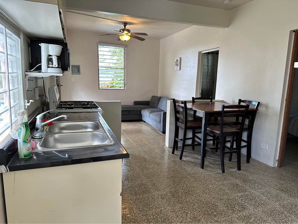 3 Beds 1 Bath - House