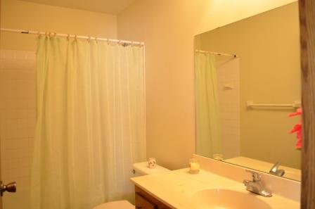 3 Beds 2 Baths Townhouse photo'