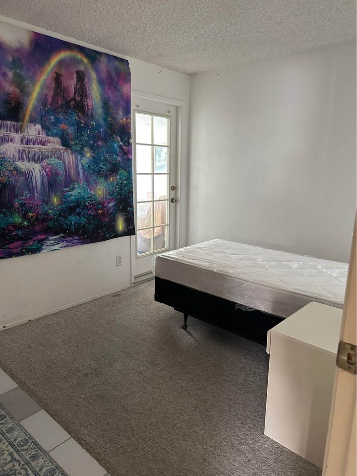 Private Room For Rent