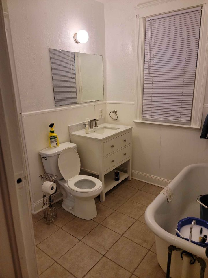 2 Beds 1 Bath - House photo'