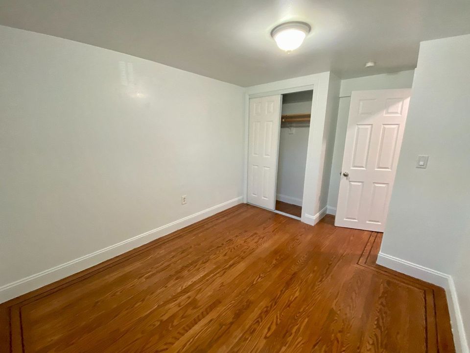 2 Beds 1 Bath House photo'