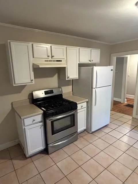 2 Beds 1 Bath - House photo'