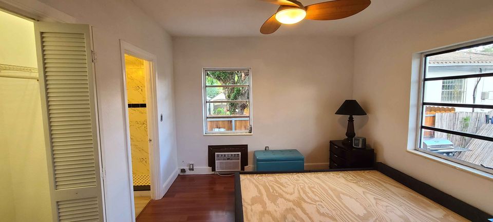 2 Beds 1 Bath - House photo'