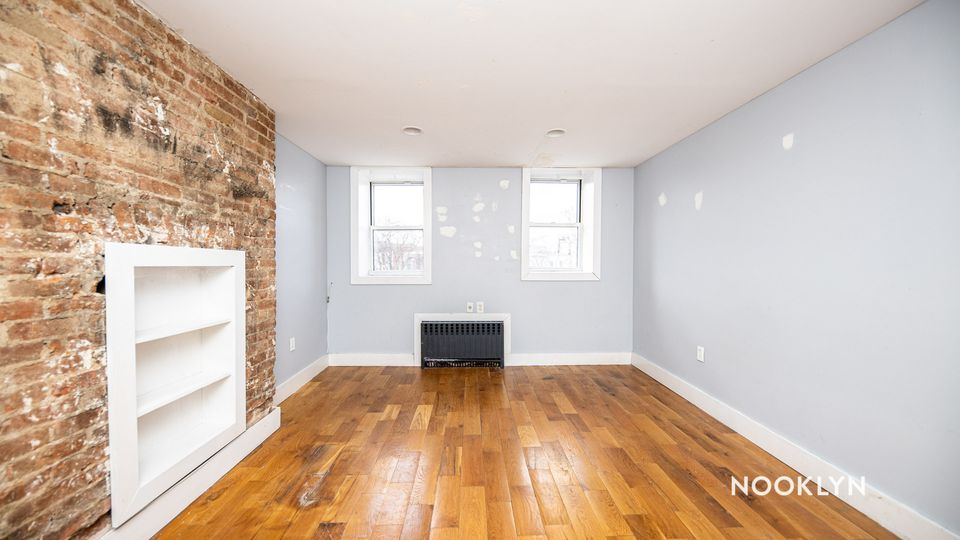 3 Bed in Bushwick! (FULL APARTMENT FOR RENT) - 18